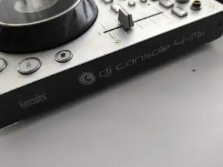Hercules DJ Controller 4-Mx