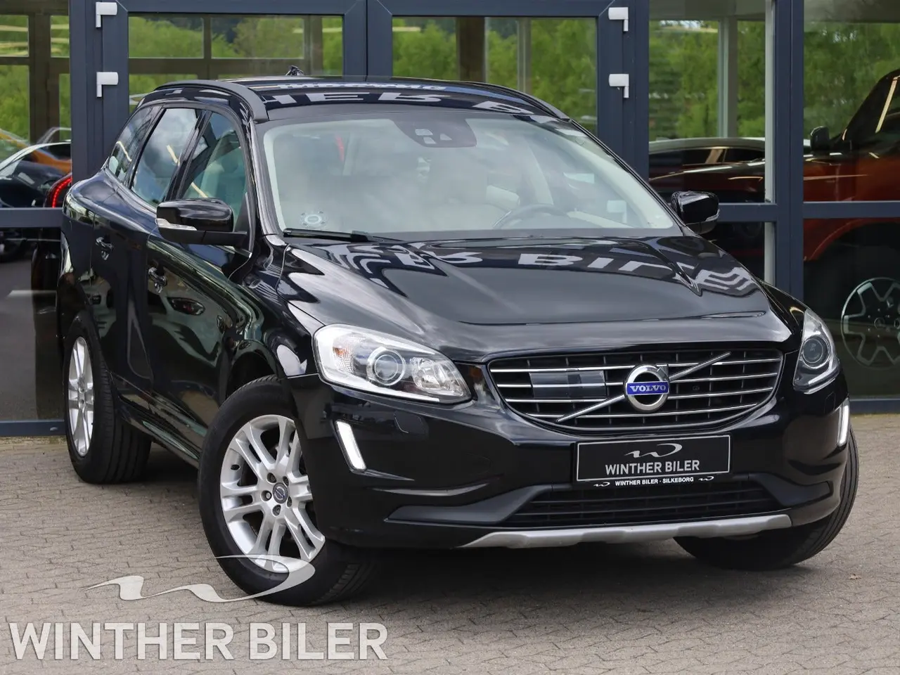 Billede 1 - Volvo XC60 2,0 D4 190 Momentum aut.