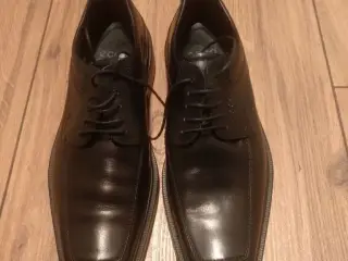 Business-sko, Ecco.