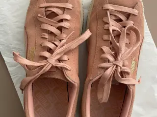 Puma sneakers str.41.