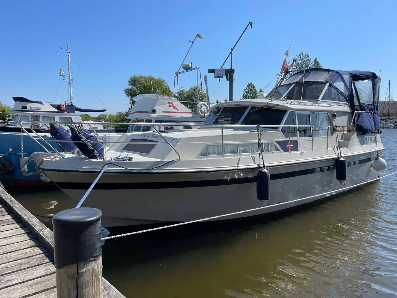 Billede 6 - Broom 35, funktionel motorbåd, billig bolig mv.