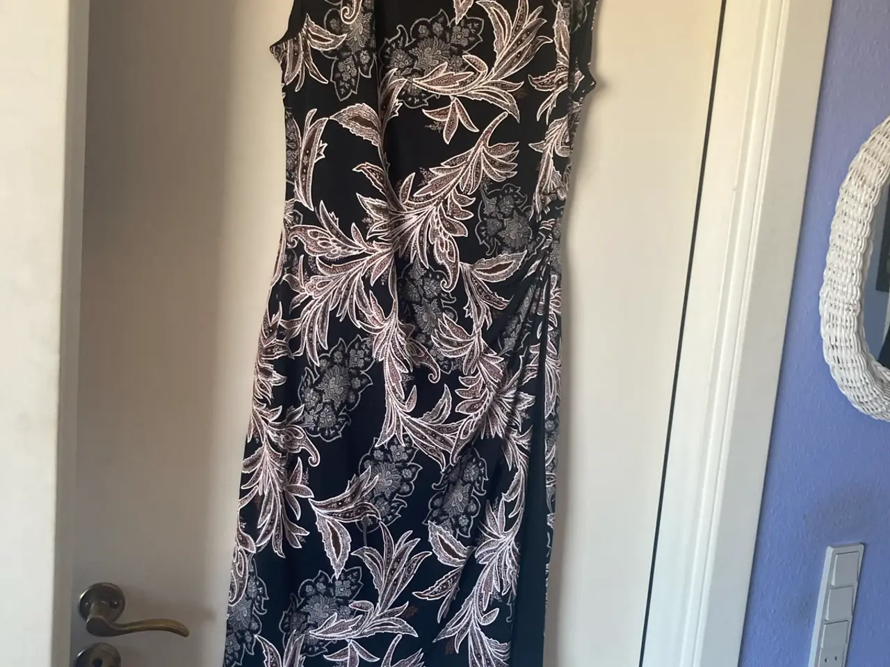 Billede 7 - Flot kjole, mrk. Connected Apparel, str. L (US 10)