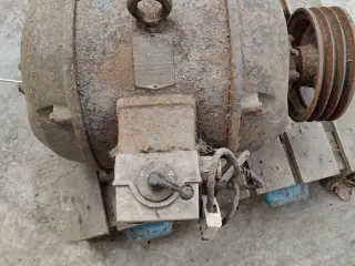 Kraftmotor fra kværn