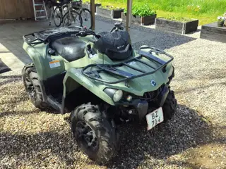 Fin velholdt Can Am 570/650 ccm nysynet traktor