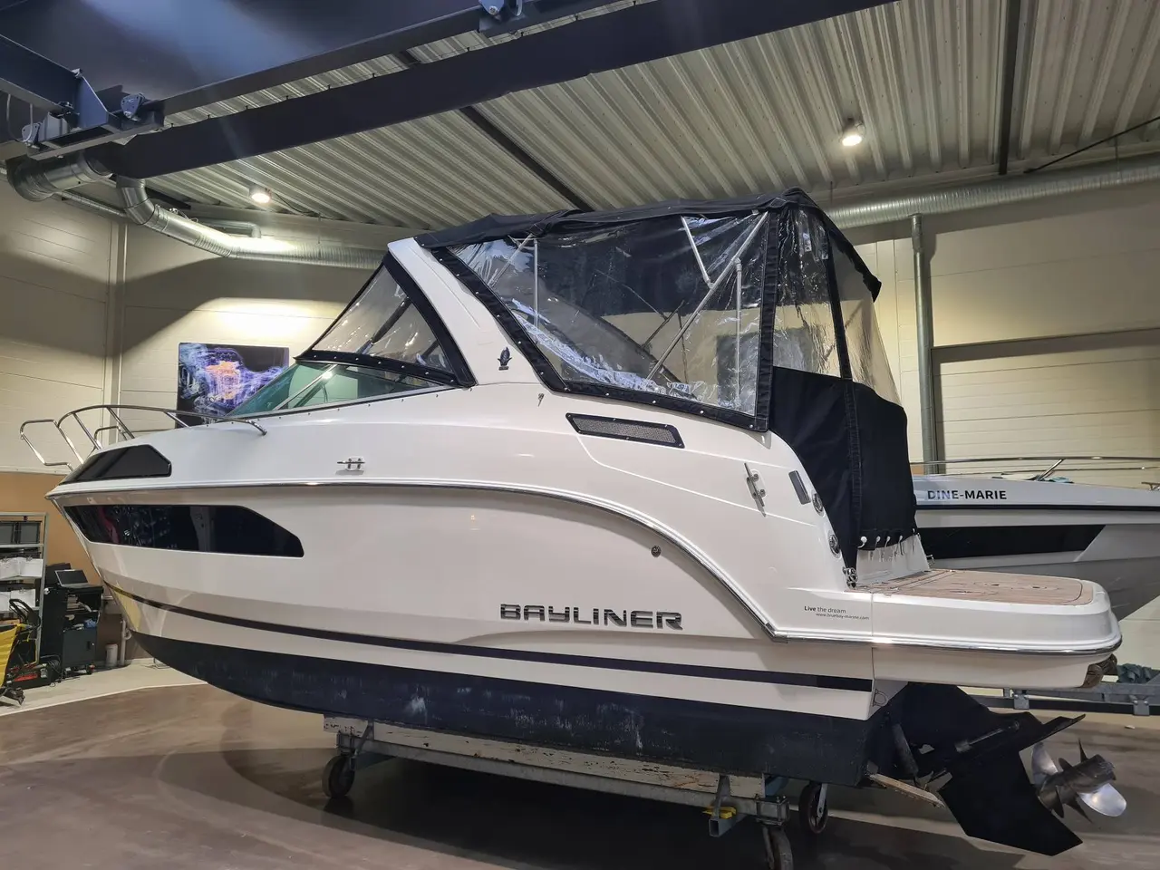 Billede 2 - Bayliner Ciera 8 - Mercruiser 250 HK/Udstyr