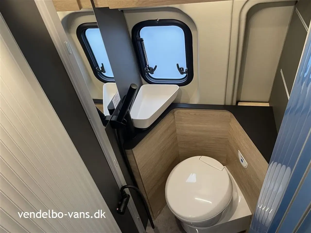 Billede 18 - 2024 - Dethleffs Globetrail CVD 600 ER Advantage   Korteste model med enkeltsenge - årets CamperVan 2024