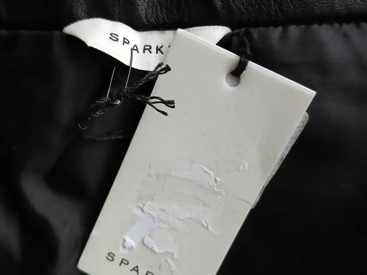 Billede 3 - Nederdel. Sparkz. Small/36