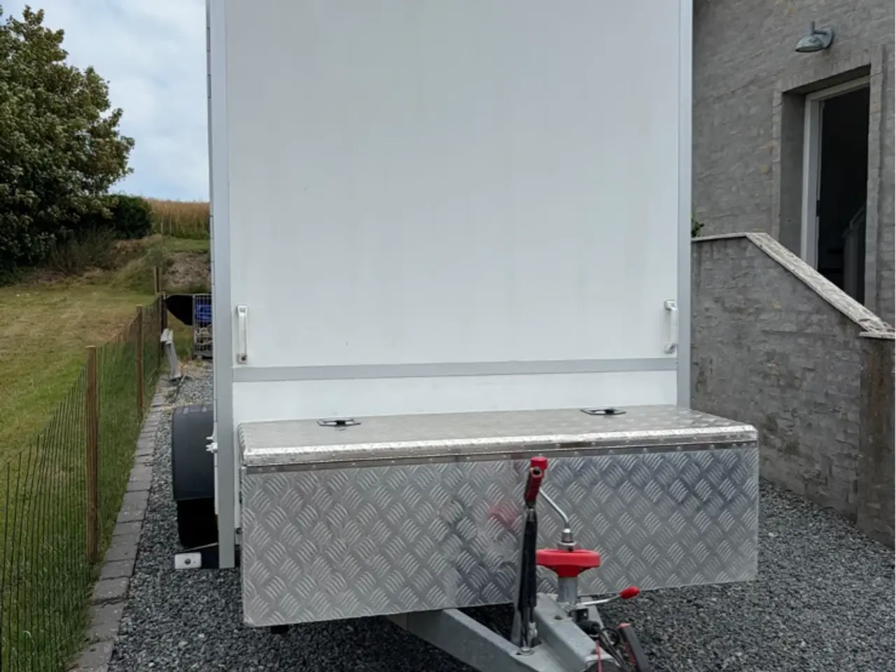 Billede 4 - Blyss lukket trailer