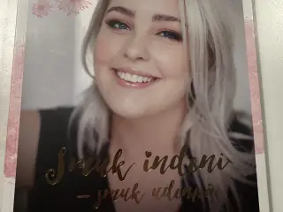 Julia Sofia smuk indeni smuk udenpå