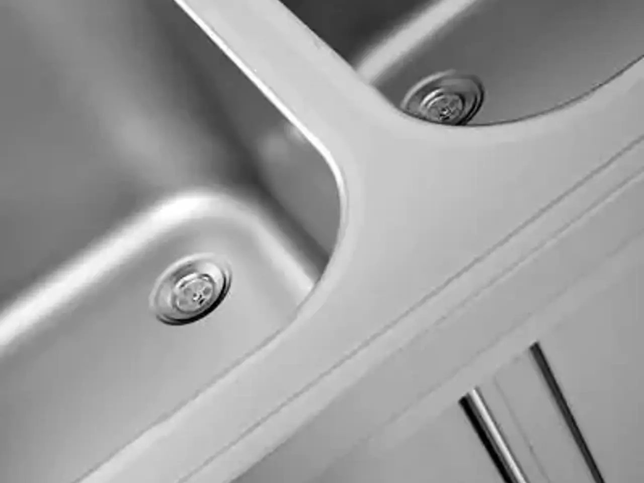 Billede 4 - Stålbord med dobbelt vask – B2000 x D700 x H850 mm