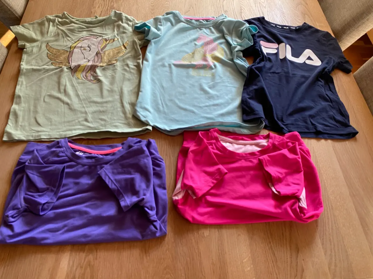 Billede 15 - Pigetøj 122/128 Nike shorts, strømpebukser, kjole