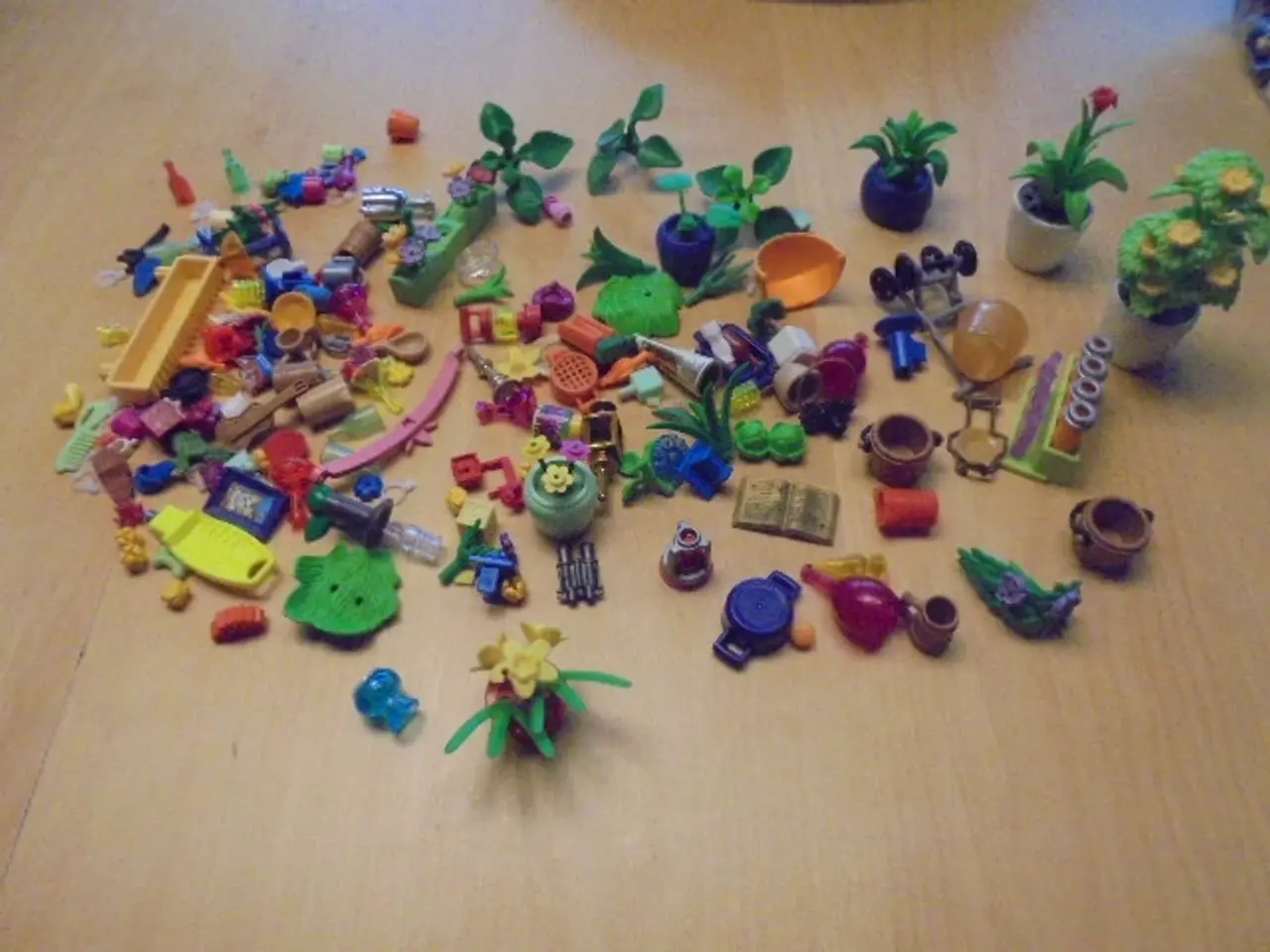 Billede 1 - Playmobil: stor lot indendørs diverse udstyr