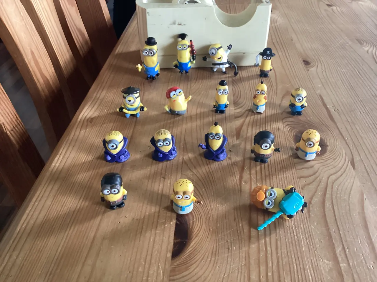 Billede 6 - Minions. Bamser, Figurer, Bog Osv