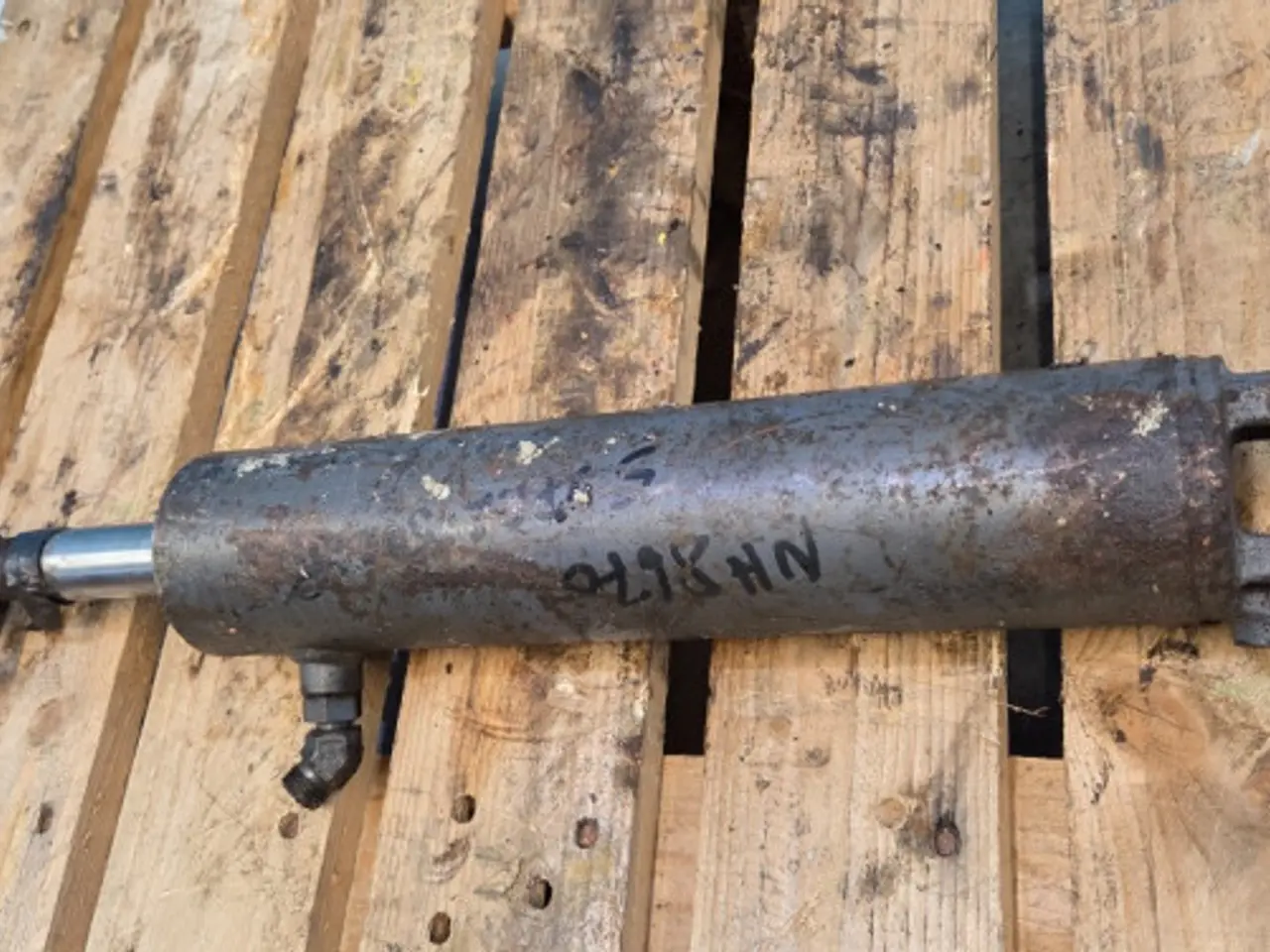 Billede 6 - New Holland 8670 Cylinder 86508659