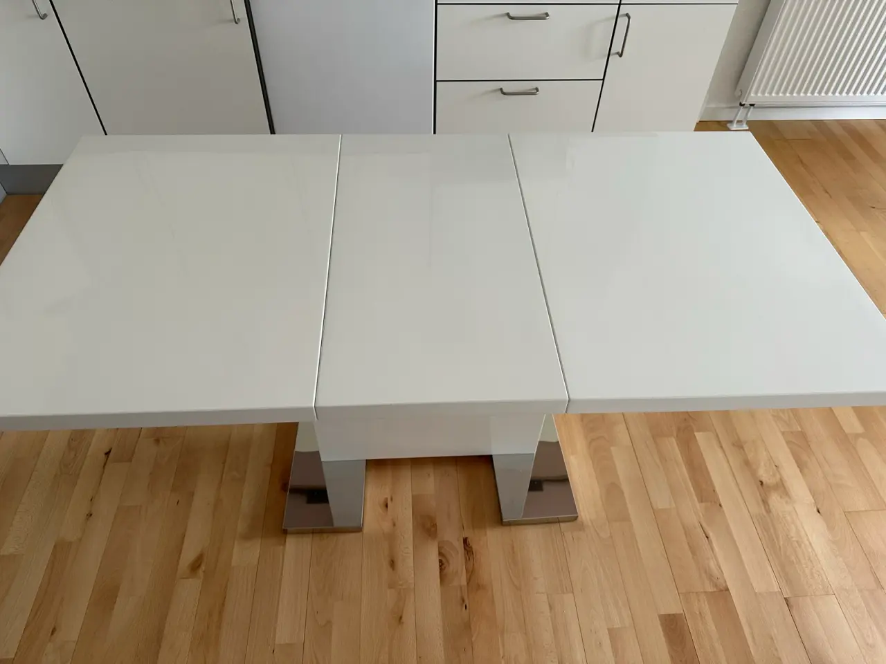 Billede 6 - Justerbart spisebordssæt - bord + 4 stole