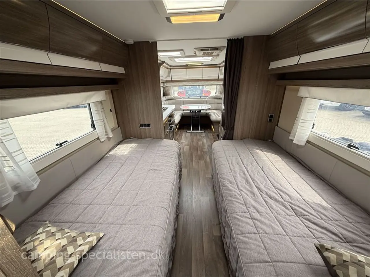 Billede 11 - 2019 - Kabe Imperial 740 E-TDL KS Kabe Imperial 740 E-TDL KS 2019 - Se den nu hos Camping-Specialisten.dk