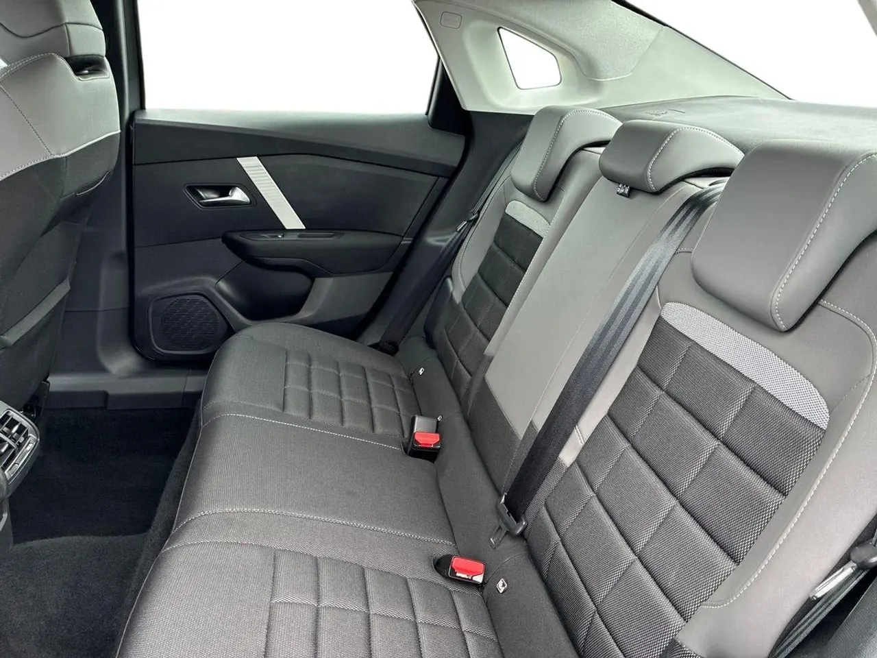 Billede 10 - Citroën ë-C4 X 50 Plus