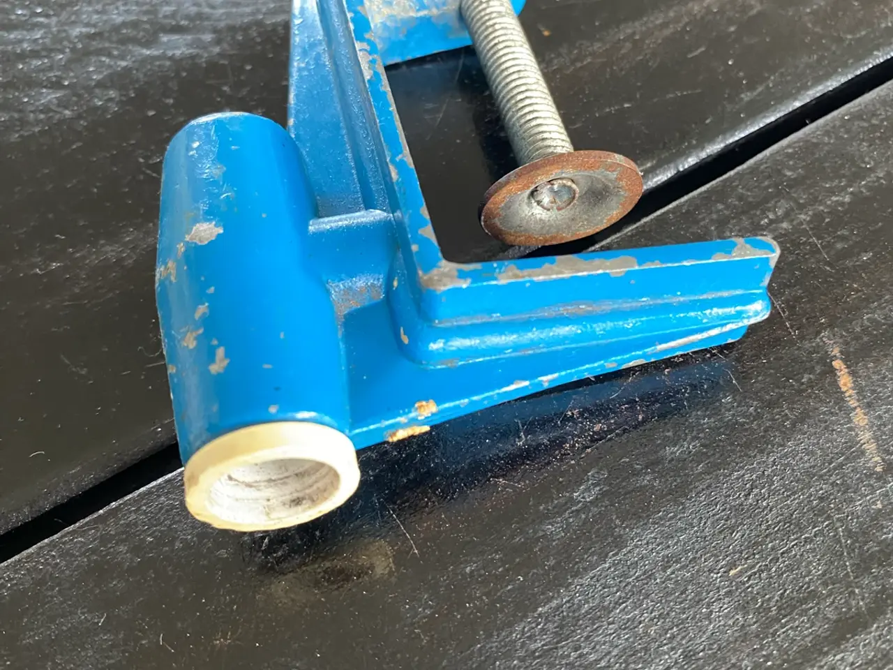 Billede 1 - Klemme til bordlampe 