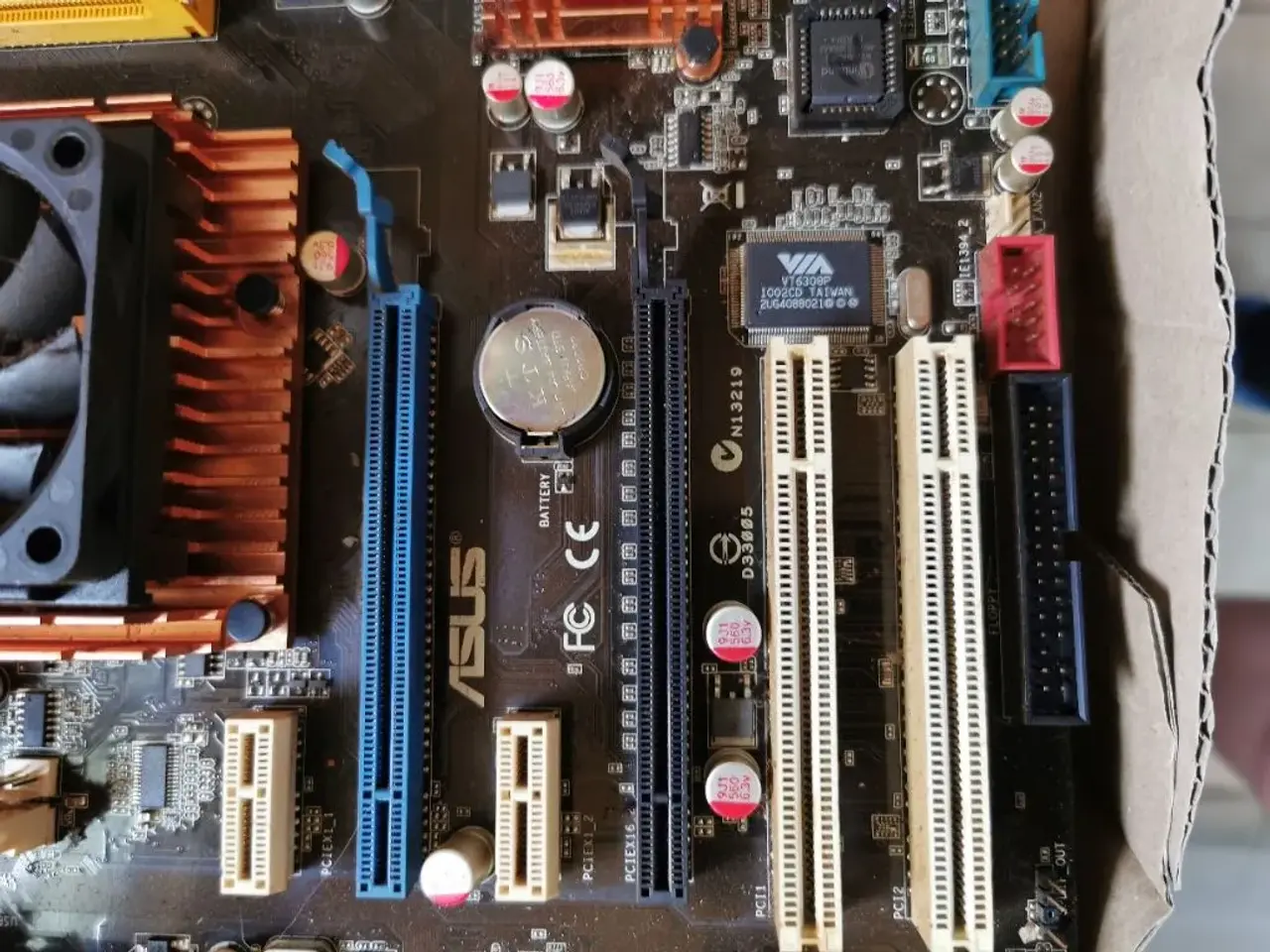 Billede 3 - Asus p5n.d