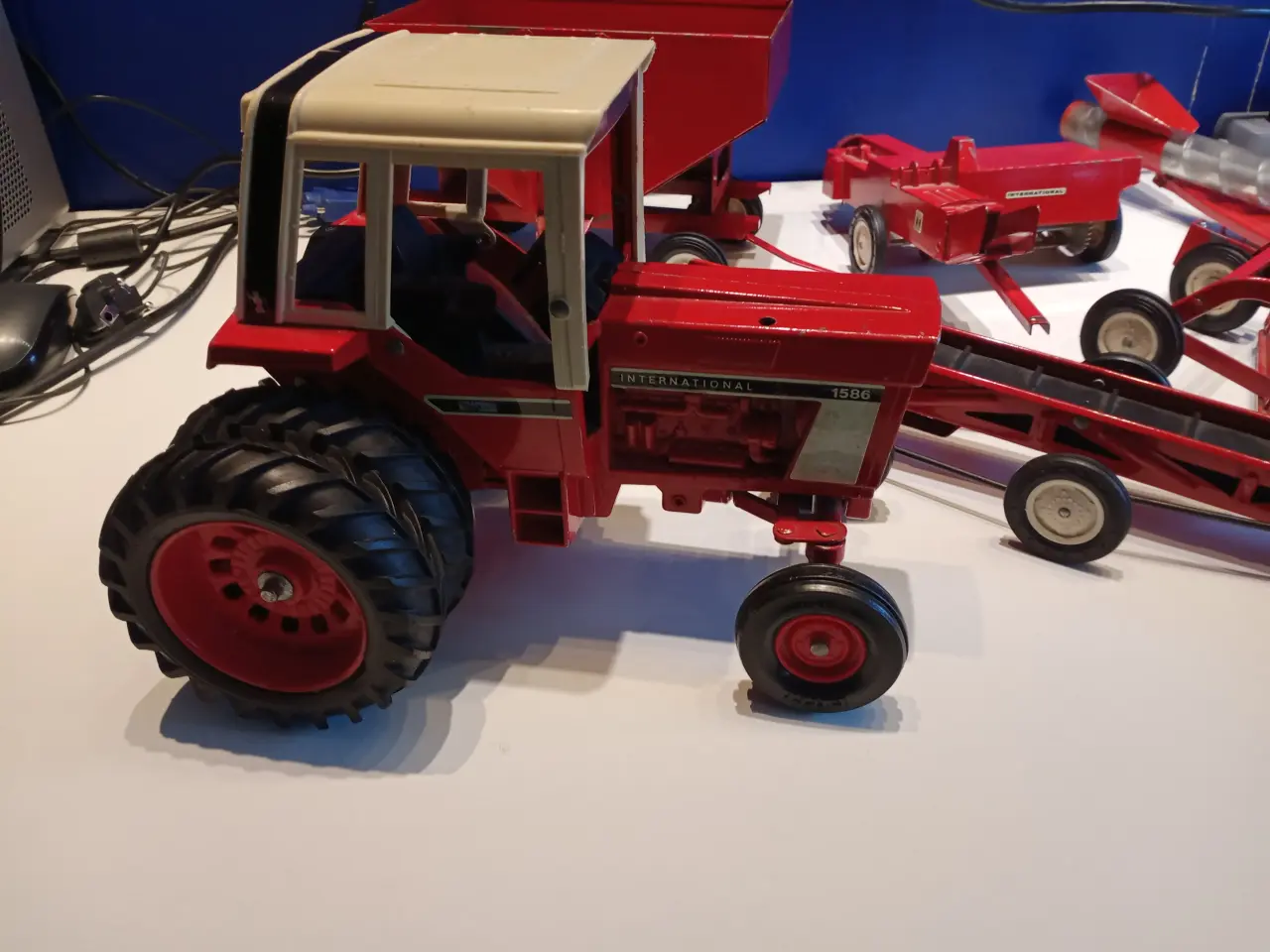 Billede 1 - ERTL International modeller Traktor sæt