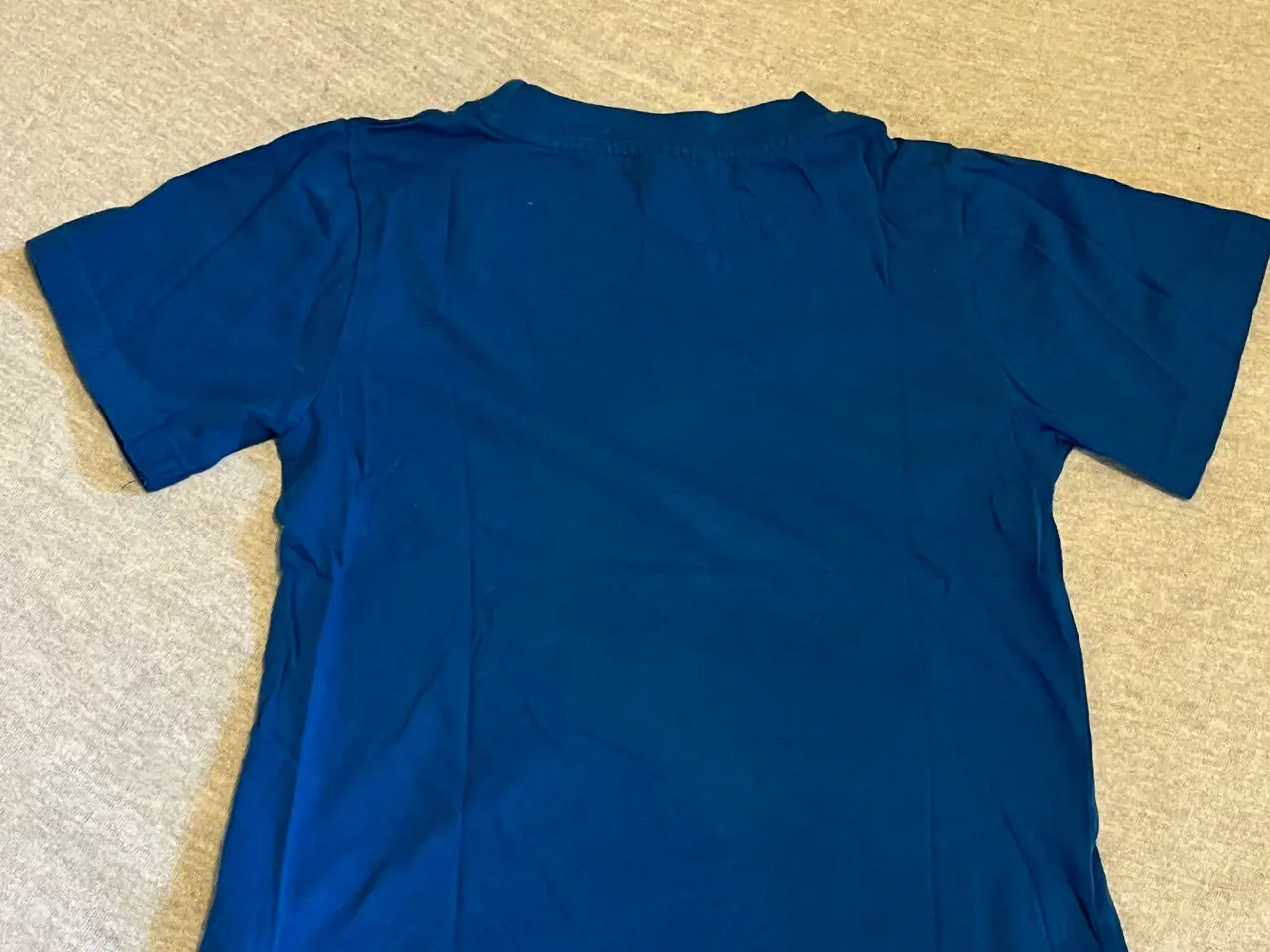 Billede 2 - T-shirt fra H&M
