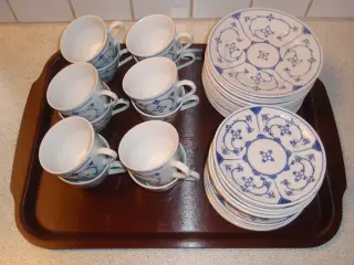 Musselmalet kaffestel (Fattigmands)