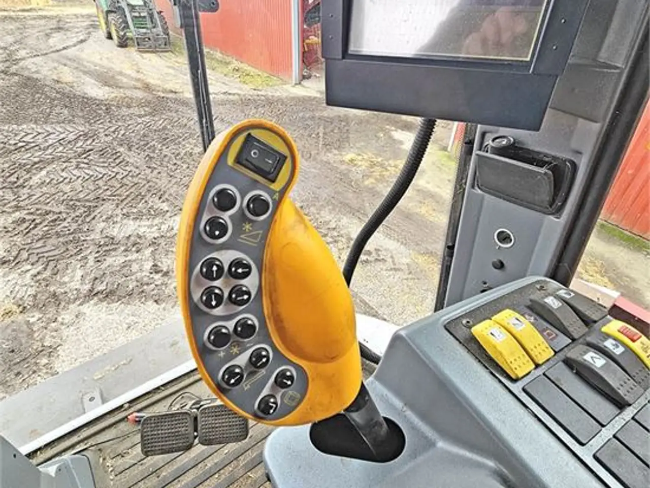 Billede 11 - Massey Ferguson 7282 Centora - Record 12576 snitter /cutter