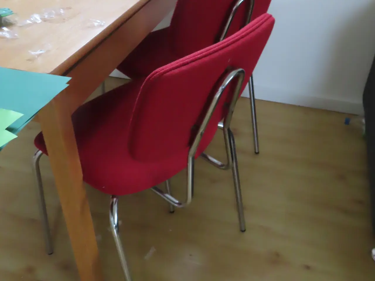 Billede 2 - Spisebord med stole
