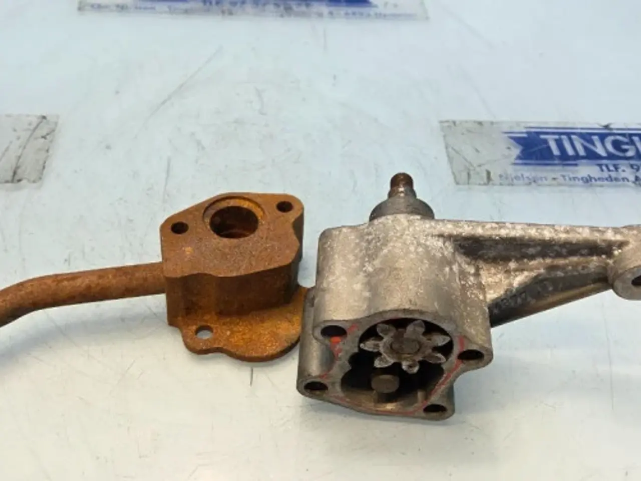 Billede 2 - John Deere  6068   Oliepumpe  DZ100021