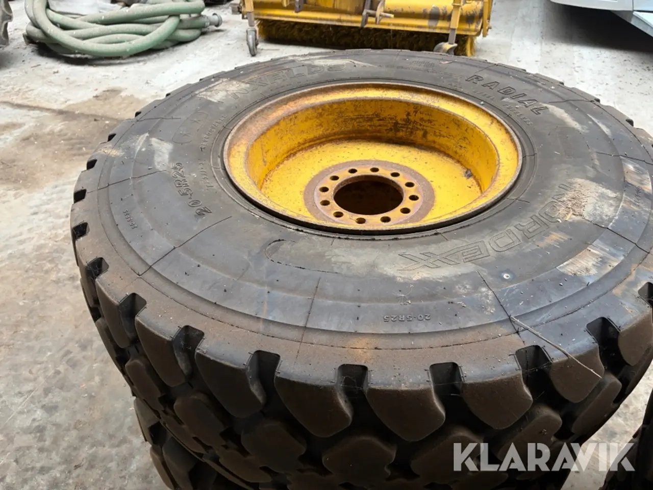 Billede 10 - Hjul Komatsu WA200 4 styk