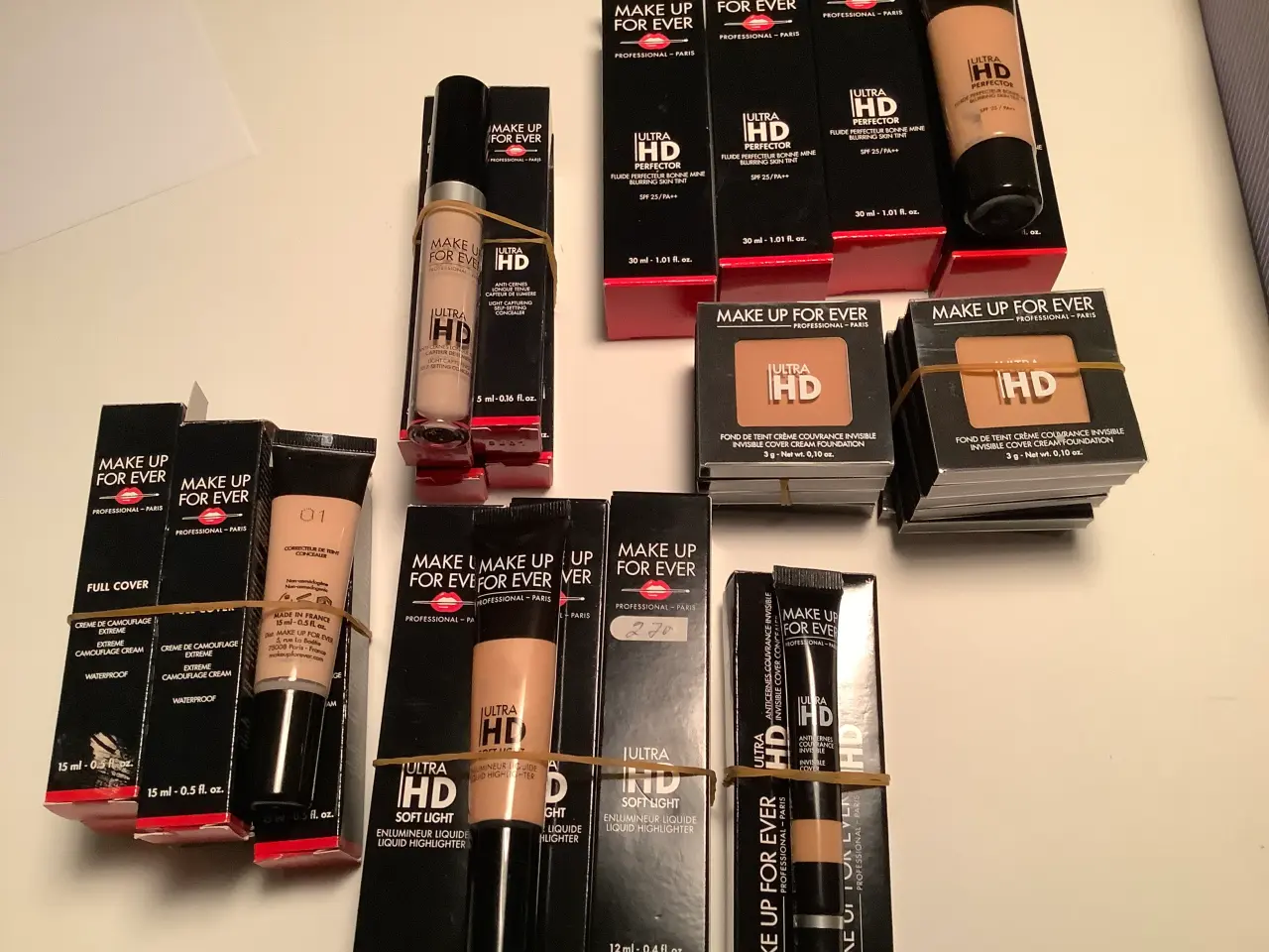 Billede 7 - Stor makeup serie sælges ud .
