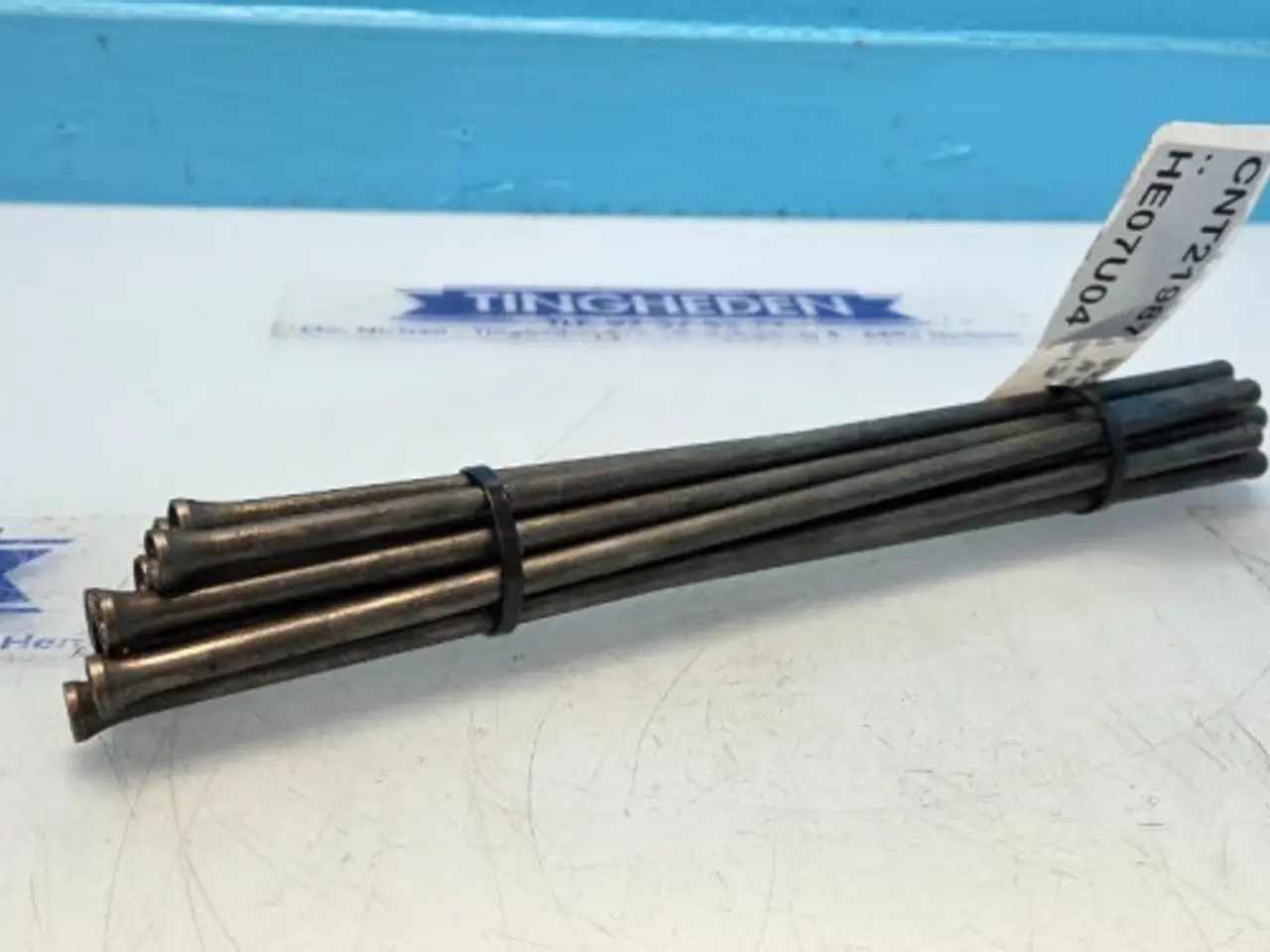 Billede 9 - Ford 675TA Stødstænger 87811890  12Stk