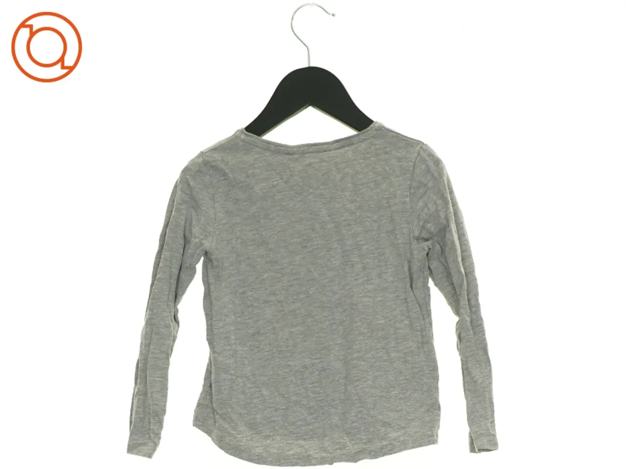 Billede 2 - Bluse med Minnie Mouse motiv fra H&M (str. 110 cm)