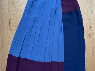 Hugo Boss plisseret nederdel