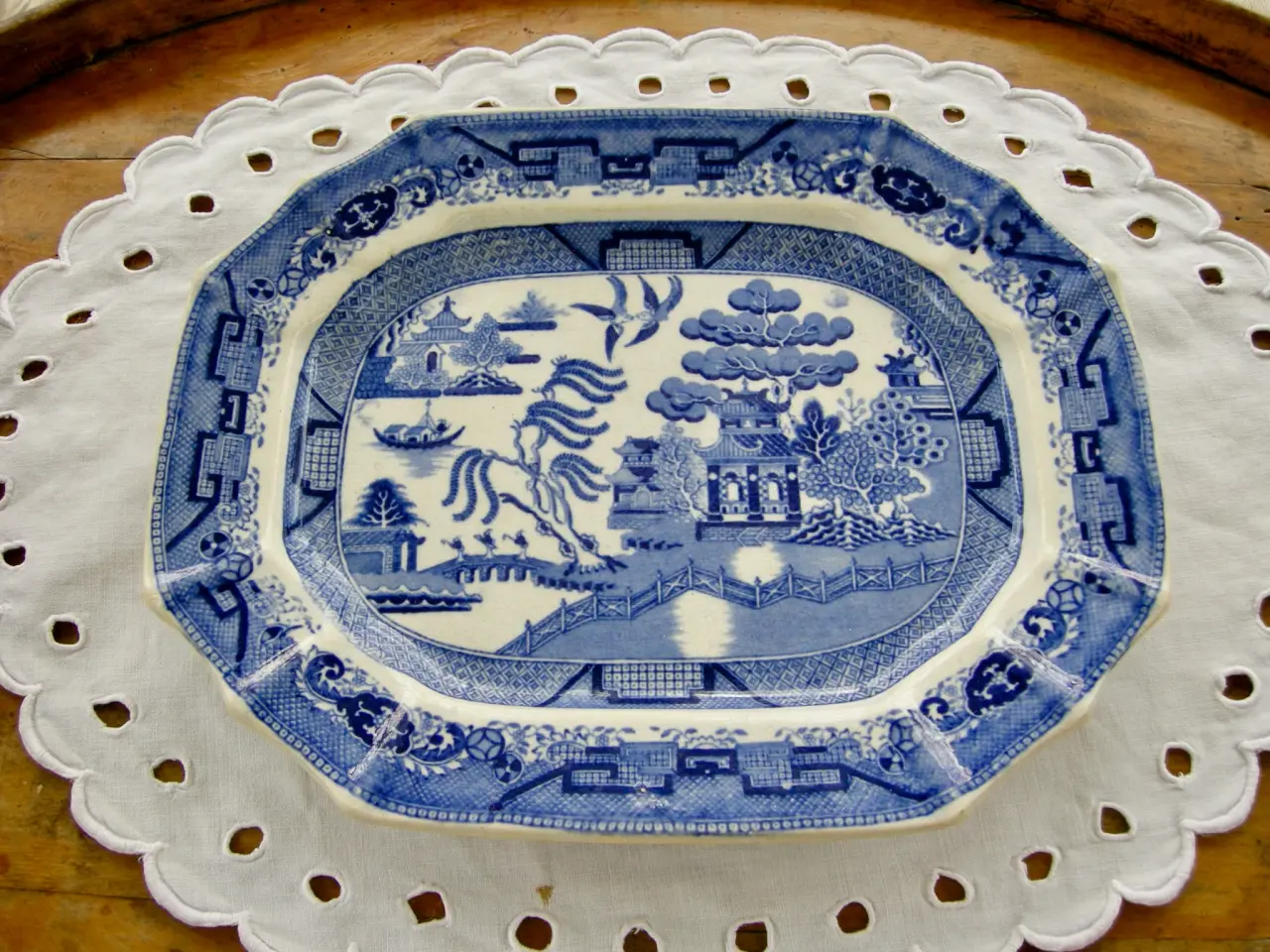 Billede 3 - Engelsk fajancefad Blue Willow, Staffordshire