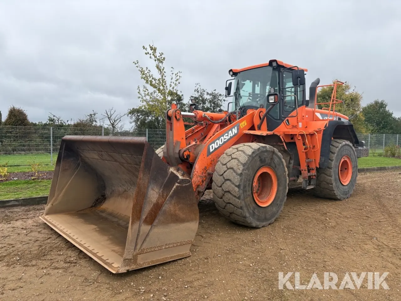 Billede 1 - Gummiged Doosan DL420-5