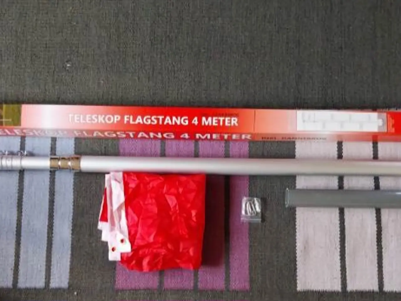 Billede 2 - Flagstang med Dannebrog