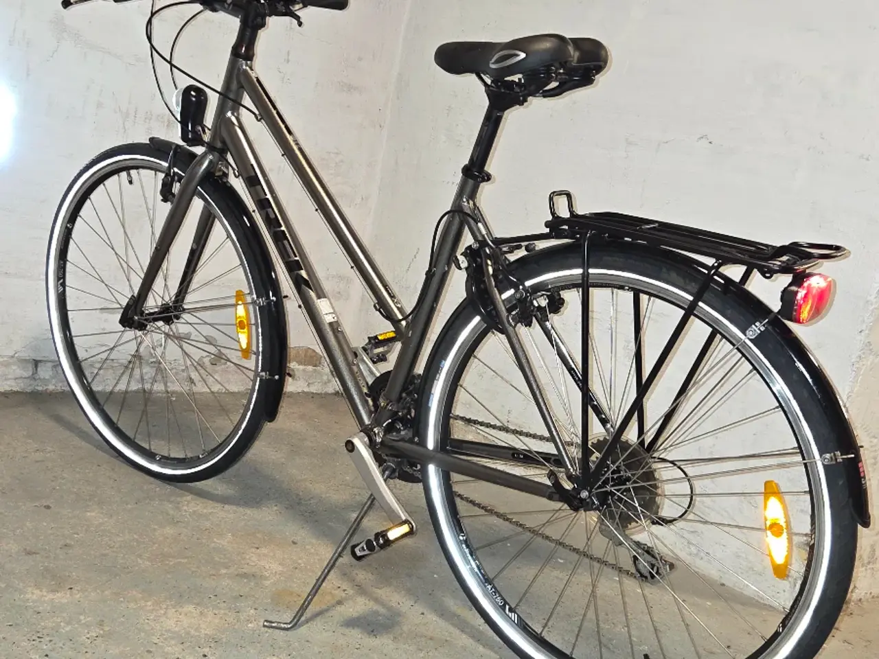 Billede 2 - Trek 7.1 FX WSD damecykel – 28” – 21 gear – 51 cm