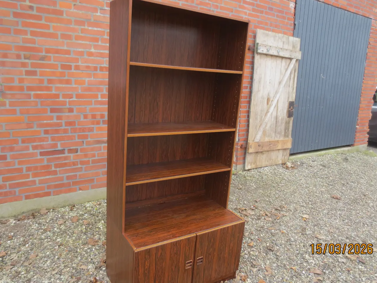 Billede 1 - 1 stk Palisander Reol med hylder og skab 