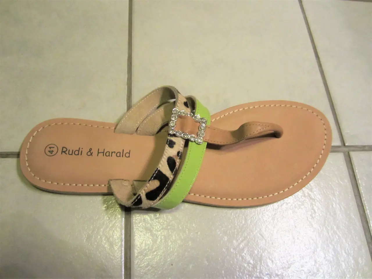 Billede 2 - Skind Sandaler m Neon og Leopard