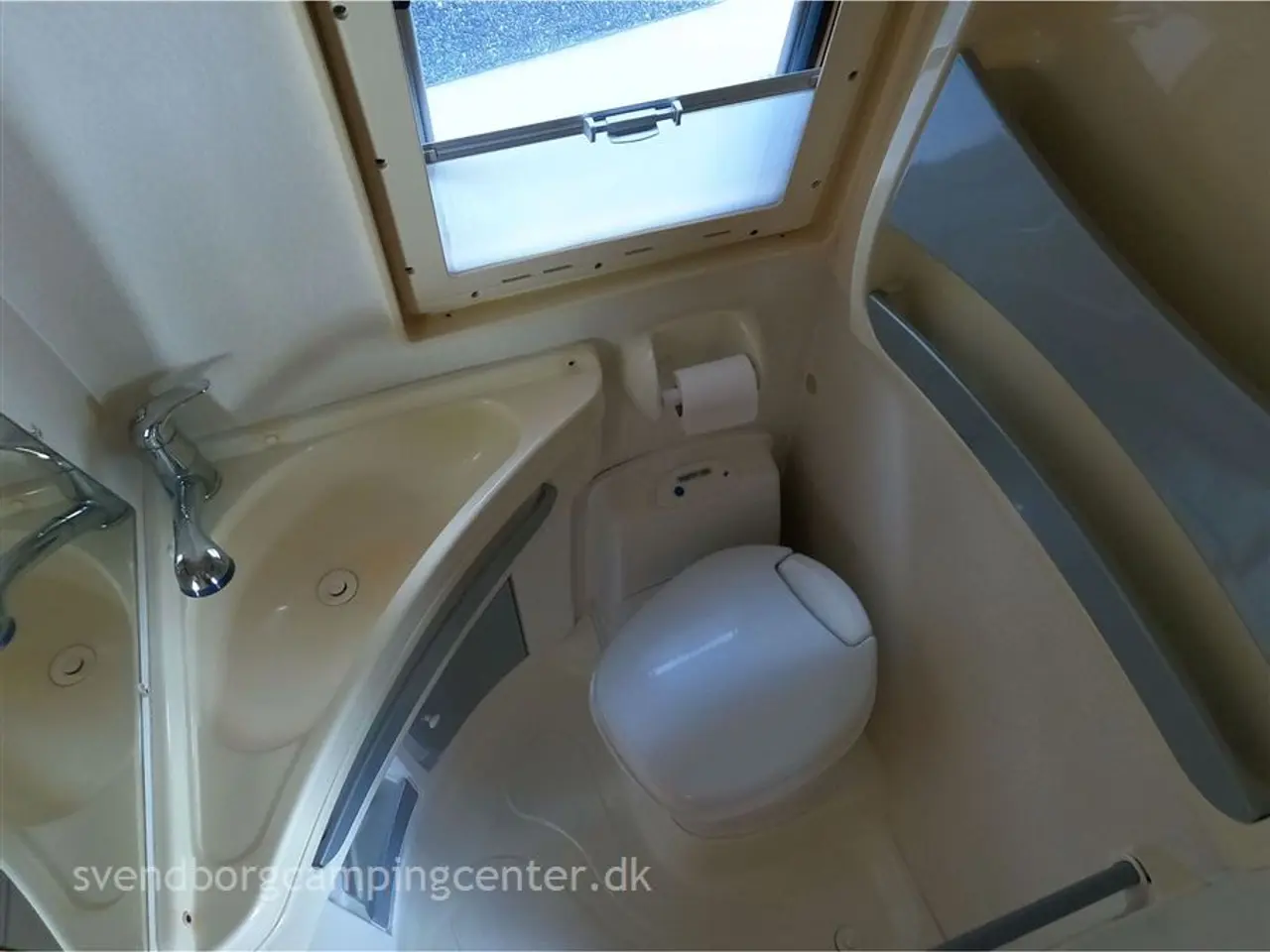 Billede 9 - 2005 - Trigano Eurocamper Version 02 Salg til CVR nr. grundet alder