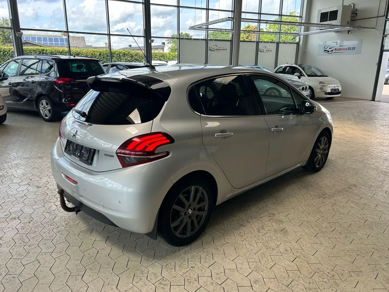 Billede 6 - Peugeot 208 1,6 BlueHDi Allure 100HK 5d