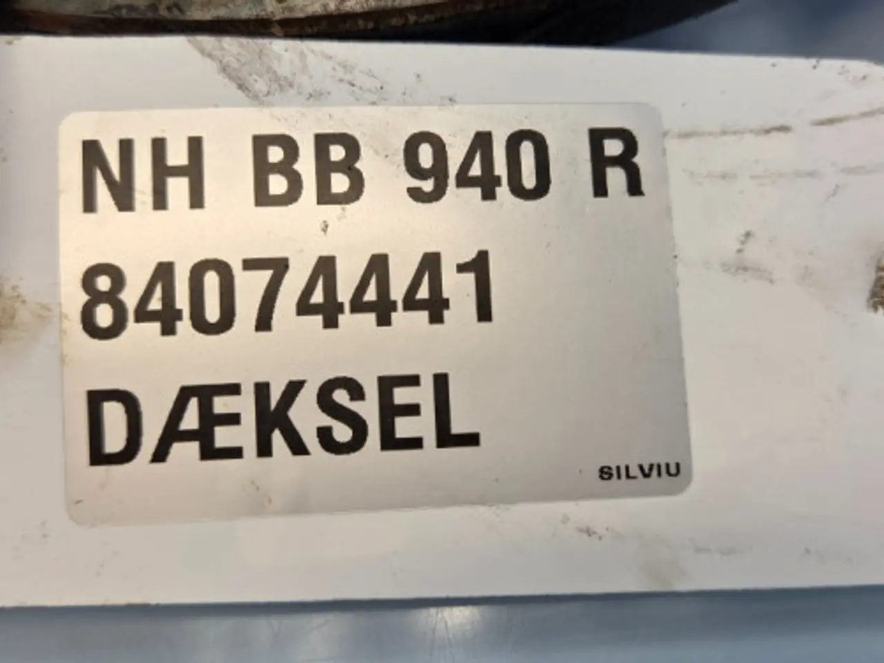 Billede 10 - New Holland BB940R Dæksel 84074441