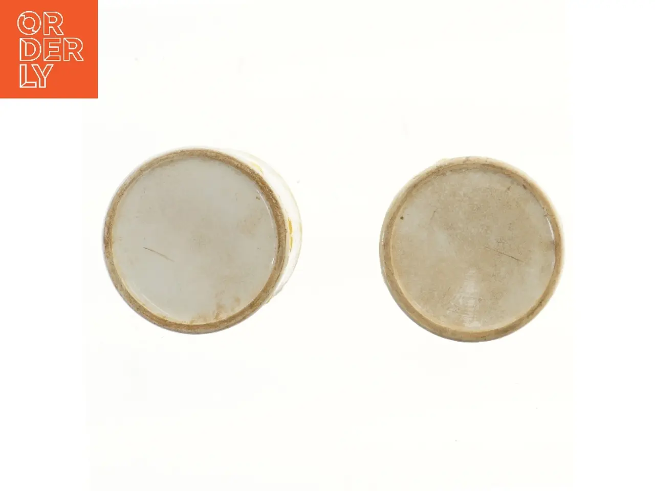 Billede 3 - 2 keramiske opbevaringskrukker Socker og Risgryn (str. 2 stk Ø 13 cm længde 14,5 cm)
