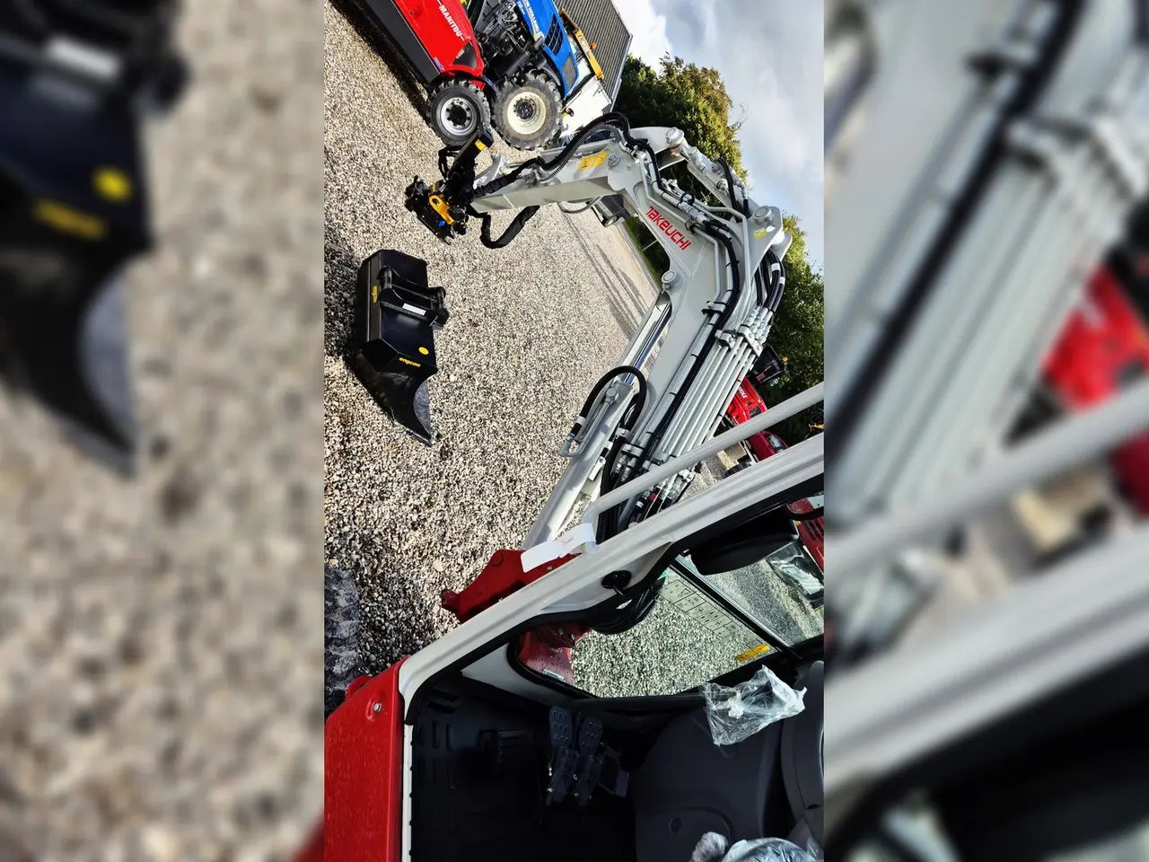 Billede 23 - Takeuchi TB225 / Fabriksny - 2025 / Engcon rotortilt og skovlpakke