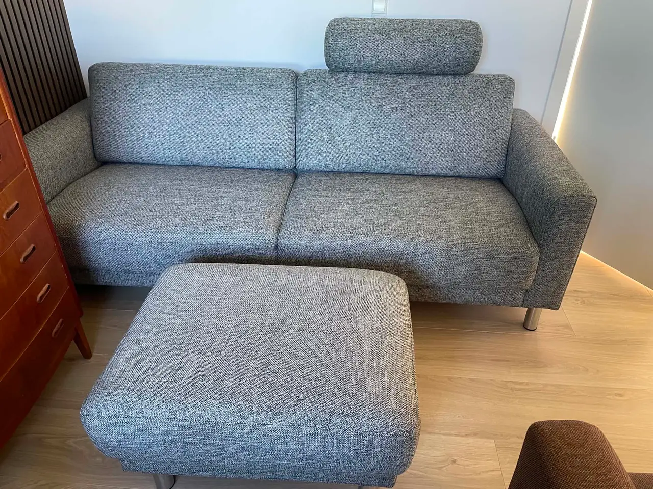 Billede 1 - Sofa med puf og nakkestøtte