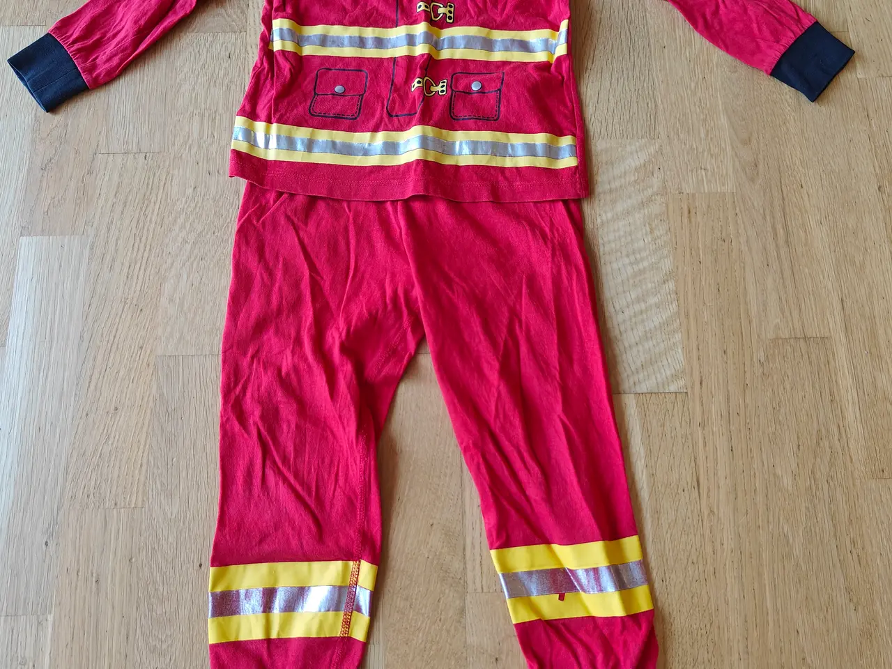 Billede 1 - Nattøj brandmand, H&M, str. 98/104