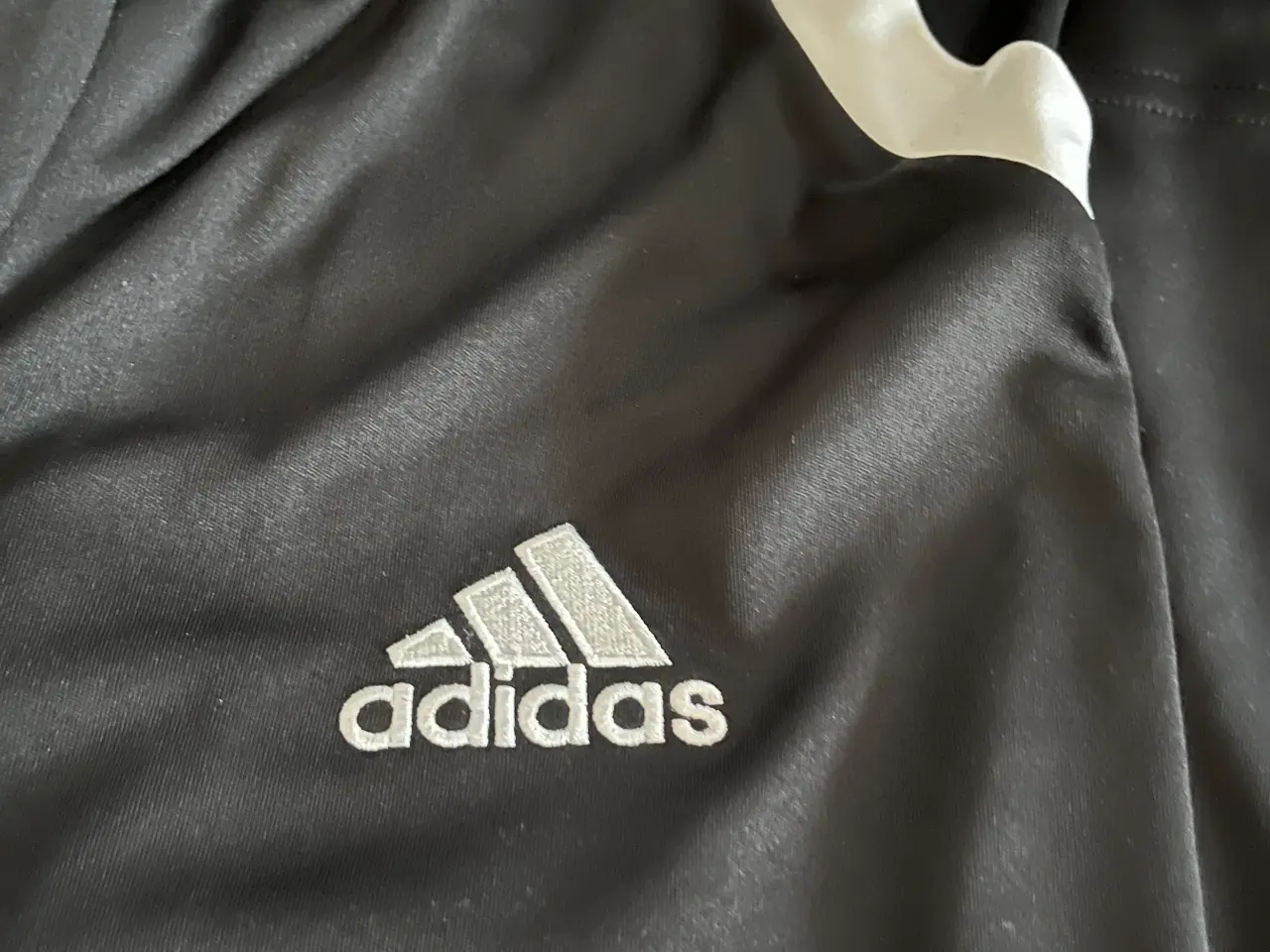 Billede 4 - Adidas T-shirts str XL