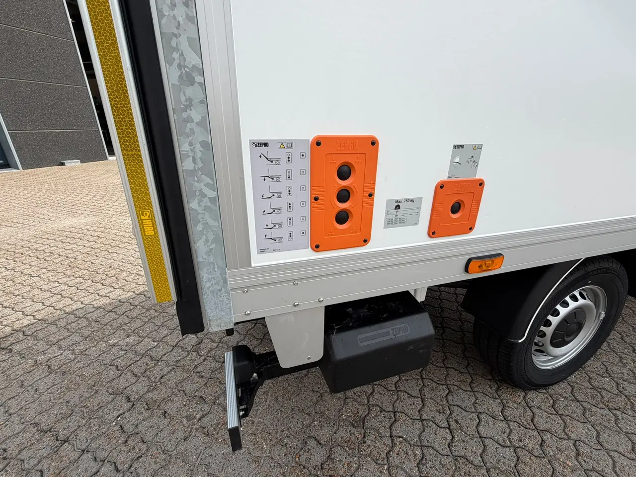 Billede 17 - MAN TGE 3.180 A8 8 Pallers, Lukket kasse