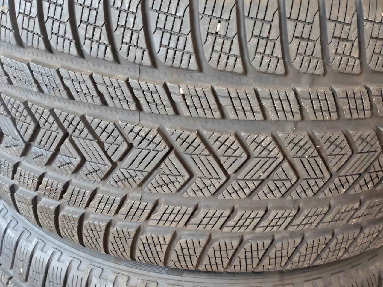 Billede 3 - Fire dæk PIRELLI 275/40 R 20